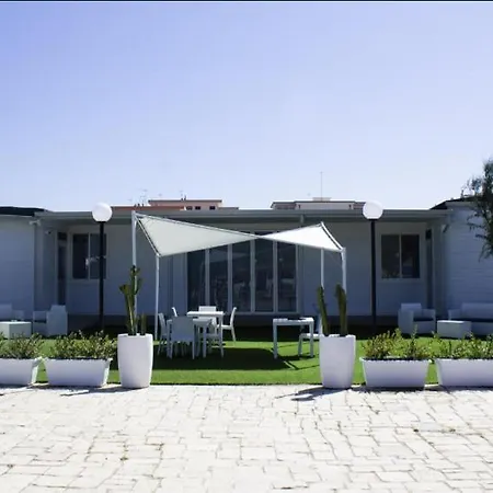 Aurora & Bed & Breakfast