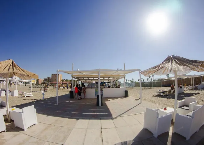 Bed & Breakfast Aurora & 4*