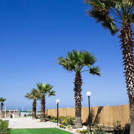 Aurora Beach&suite Frühstückspension 4*